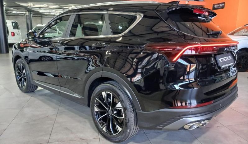 
								Jetour X70 Plus 1.5T Prestige full									
