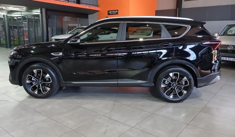 
								Jetour X70 Plus 1.5T Prestige full									