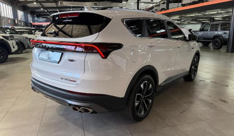 
								Jetour X70 Plus 1.5T Prestige full									