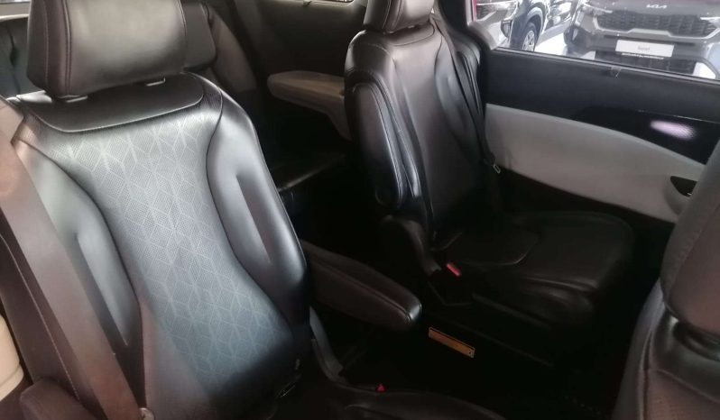 
								KIA CARNIVAL II / SEDONA CARNIVAL 2.2 CRDI SXL A/T full									