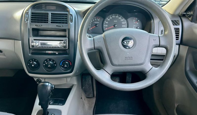 
								Kia Cerato 1.6 Lx 5-Door At full									