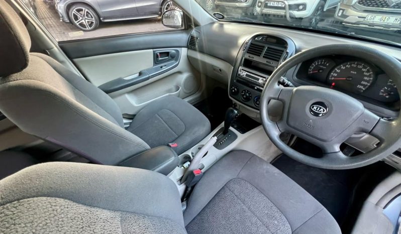 
								Kia Cerato 1.6 Lx 5-Door At full									