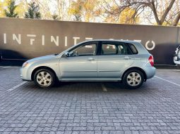 
										Kia Cerato 1.6 Lx 5-Door At full									