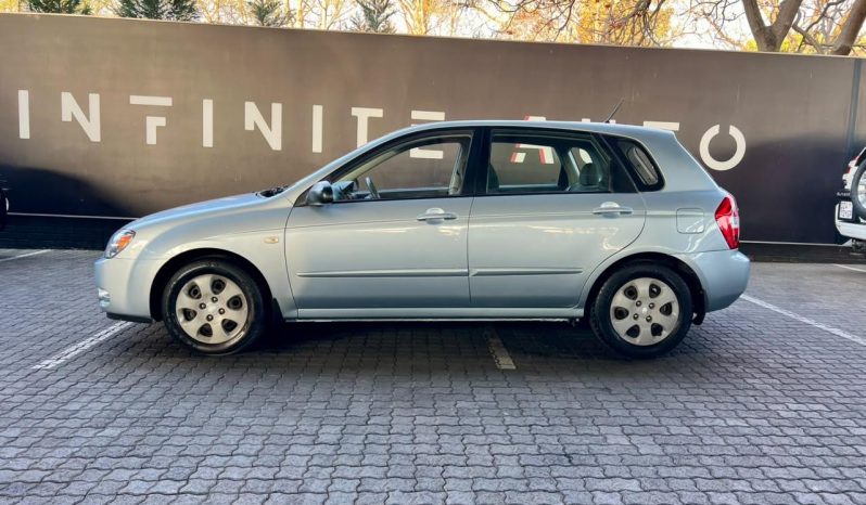 
								Kia Cerato 1.6 Lx 5-Door At full									