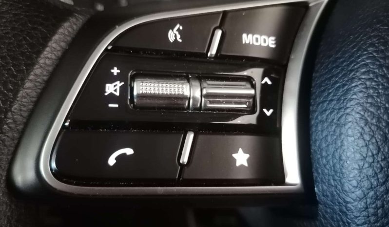 
								KIA Sonet SONET 1.5 LX CVT full									