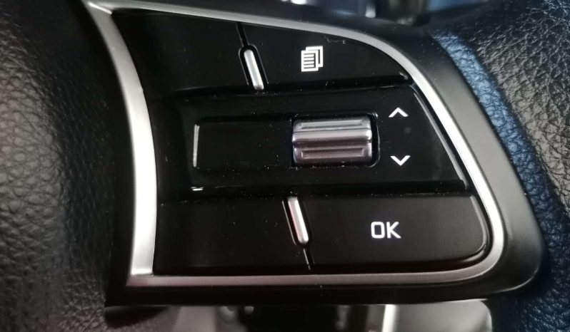 
								KIA Sonet SONET 1.5 LX CVT full									