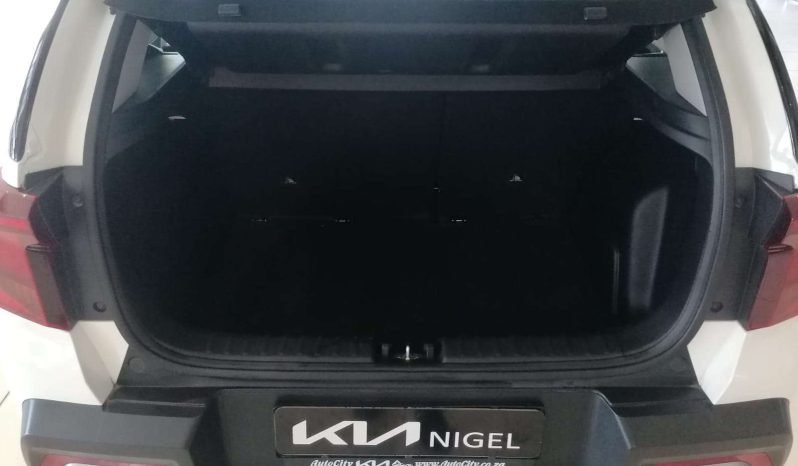 
								KIA Sonet SONET 1.5 LX CVT full									