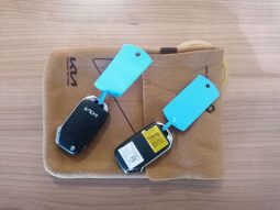
										KIA Sonet SONET 1.5 LX CVT full									
