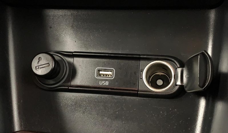 
								Kia Sportage 1.6 Gdi Ignite At full									