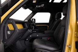 
										Land Rover Defender 110 3.0D D350 Trophy Edition Sy (25 full									