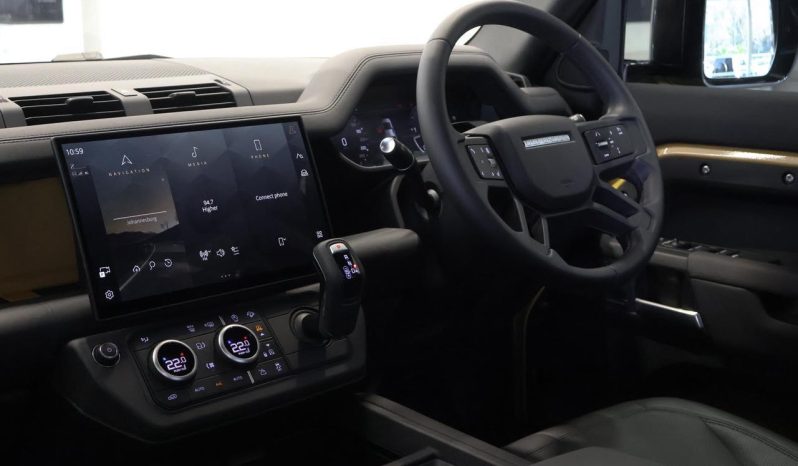 
								Land Rover Defender 110 3.0D D350 Trophy Edition Sy (25 full									