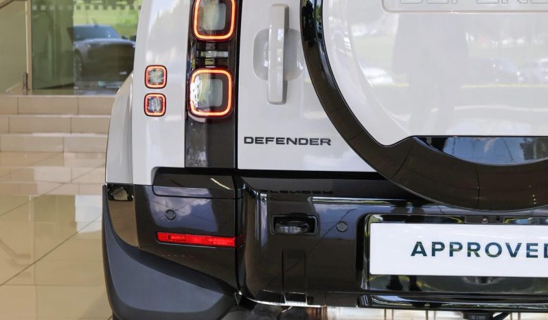 
								Land Rover Defender 110 5.0P P425 X-Dynamic Hse (313kW) full									