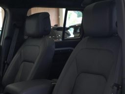
										Land Rover Defender 110 5.0P P425 X-Dynamic Hse (313kW) full									