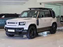 
										Land Rover Defender 110 5.0P P425 X-Dynamic Hse (313kW) full									