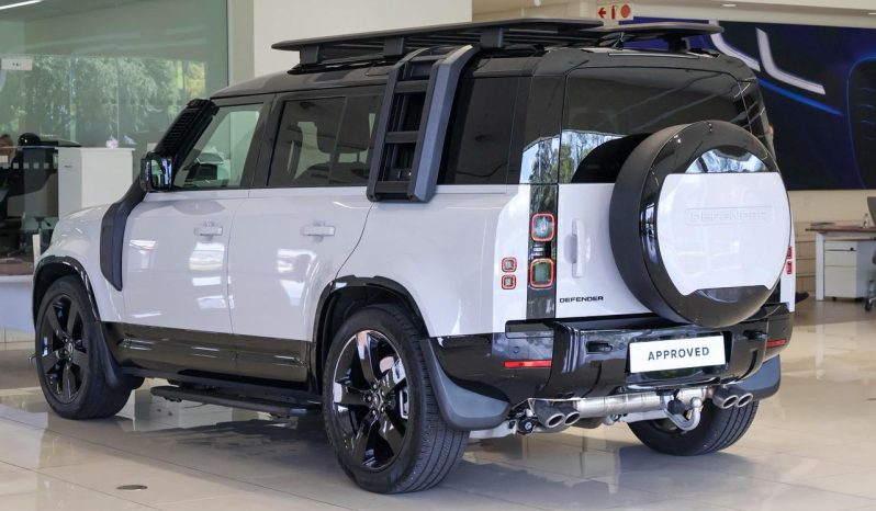 
								Land Rover Defender 110 5.0P P425 X-Dynamic Hse (313kW) full									