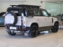 
										Land Rover Defender 110 5.0P P425 X-Dynamic Hse (313kW) full									