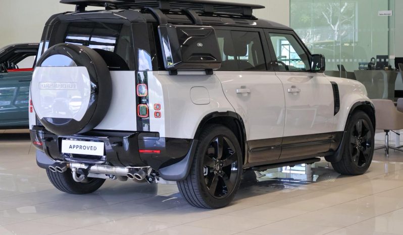 
								Land Rover Defender 110 5.0P P425 X-Dynamic Hse (313kW) full									