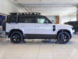 
										Land Rover Defender 110 5.0P P425 X-Dynamic Hse (313kW) full									