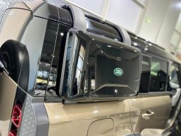 
										Land Rover Defender 110 D240 First Edition (177kW) full									