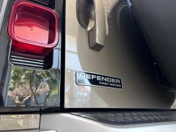 
										Land Rover Defender 110 D240 First Edition (177kW) full									