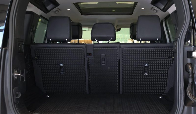 
								Land Rover Defender 110 D240 Hse (177kW) full									