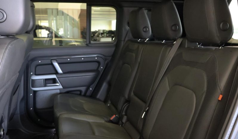 
								Land Rover Defender 110 D300 X-Dynamic Hse Awd (221kW) full									