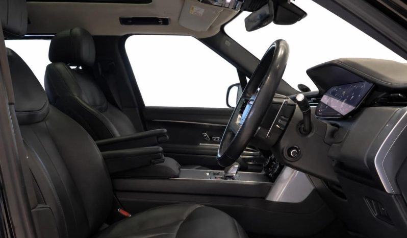 
								Land Rover Range Rover D350 Hse Swb (258kW) full									