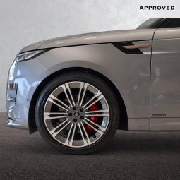 
										Land Rover Range Rover Sport D350 Autobiography Awd (258kW) full									