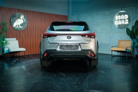 Lexus Ux 250H F-Sport Bi-Tone
