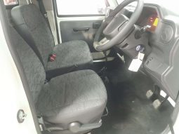 
										Mahindra Bolero BOLERO MAXX CITY HD 1.7 VX P/U S/C full									