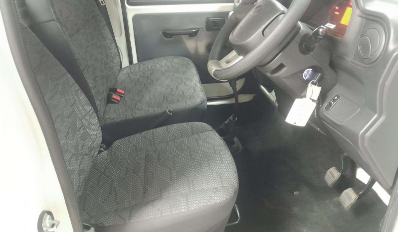 
								Mahindra Bolero BOLERO MAXX CITY HD 1.7 VX P/U S/C full									
