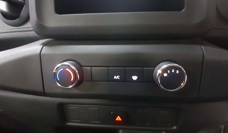 
								Mahindra Bolero BOLERO MAXX CITY HD 1.7 VX P/U S/C full									