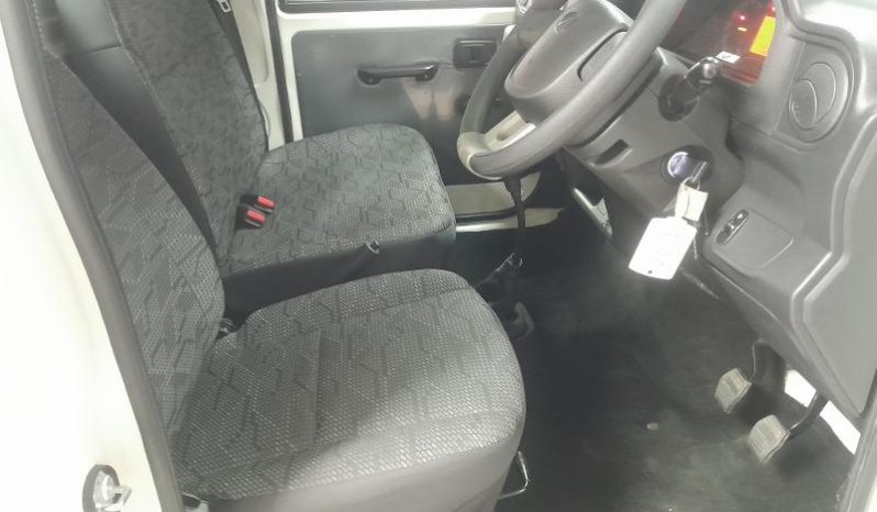 
								Mahindra Bolero Maxx Pik Up HD 1.7 VX full									
