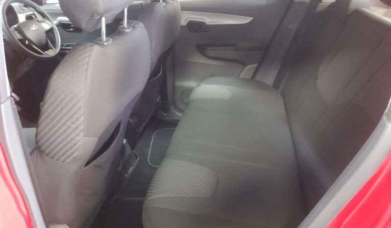 
								Mahindra KUV 100 KUV 100 1.2 K6+ NXT full									