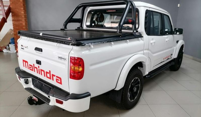 
								Mahindra Pik Up 2.2 Mhawk D Cab 4X2 S11 Karoo At full									