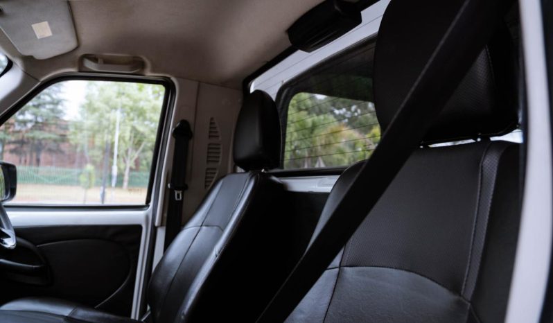 
								Mahindra Pik Up 2.2CRDe Single Cab S4 full									
