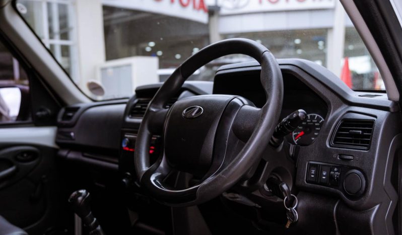 
								Mahindra Pik Up 2.2CRDe Single Cab S4 full									