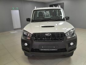 Mahindra Pik Up 2.2 Mhawk Dropside 4X2 S4 Ac