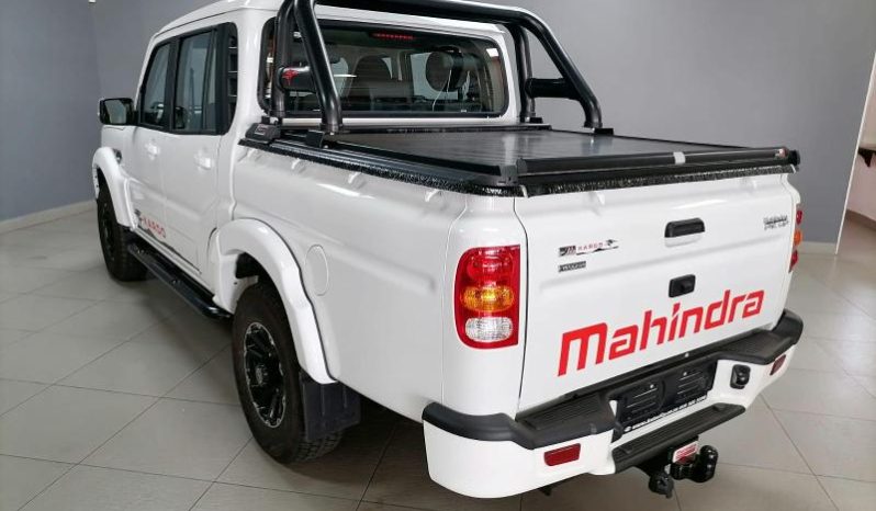 
								Mahindra Pik Up 2.2 Mhawk D Cab 4X2 S11 Karoo At full									