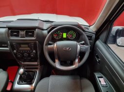 
										Mahindra Pik Up 2.2 Mhawk D Cab 4X2 S6 Karoo Edt full									