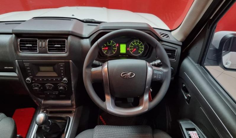 
								Mahindra Pik Up 2.2 Mhawk D Cab 4X2 S6 Karoo Edt full									