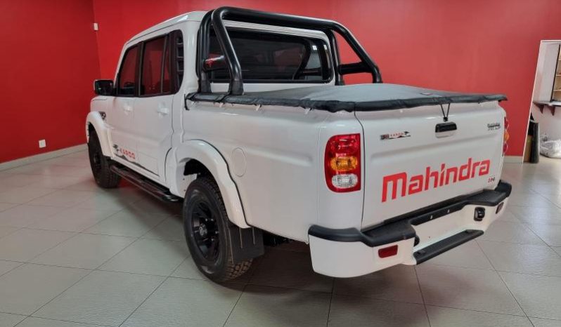 
								Mahindra Pik Up 2.2 Mhawk D Cab 4X2 S6 Karoo Edt full									