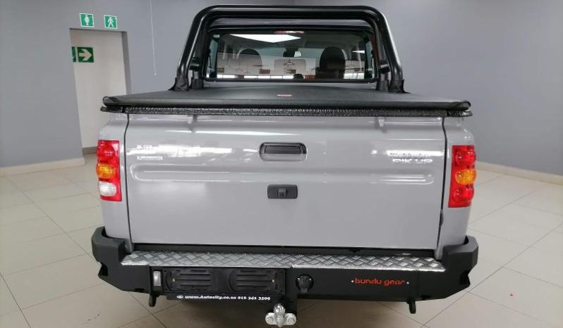 
								Mahindra Pik Up S11 Karoo Storm Edition D Cab At 4X full									