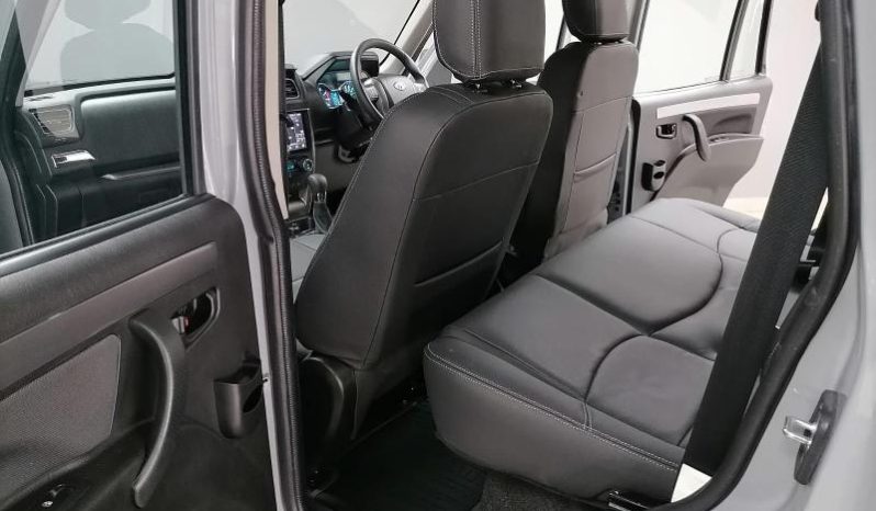 
								Mahindra Pik Up S11 Karoo Storm Edition D Cab At 4X full									