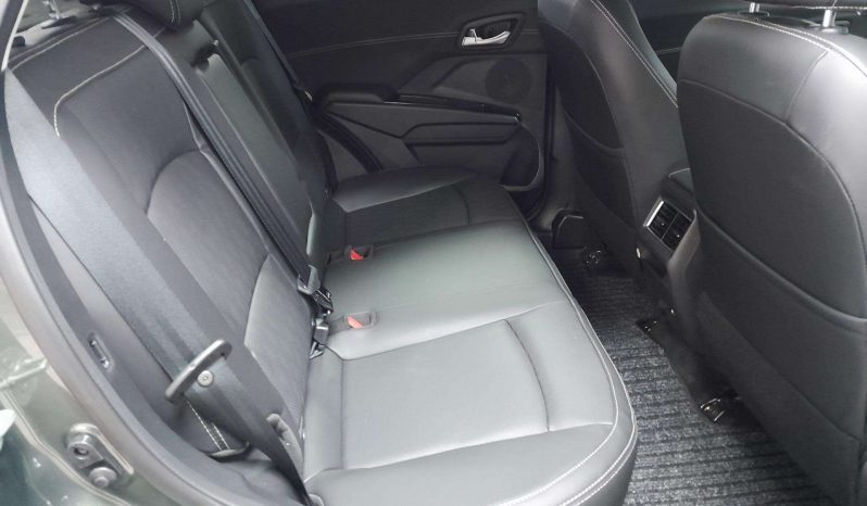 
								Mahindra XUV 3XO 1.2T AX7L AT full									