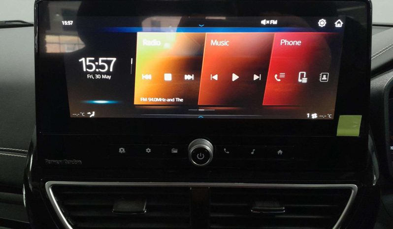 
								Mahindra XUV 3XO 1.2T AX7L AT full									
