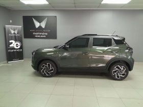 Mahindra XUV 3XO 1.2T AX7L AT