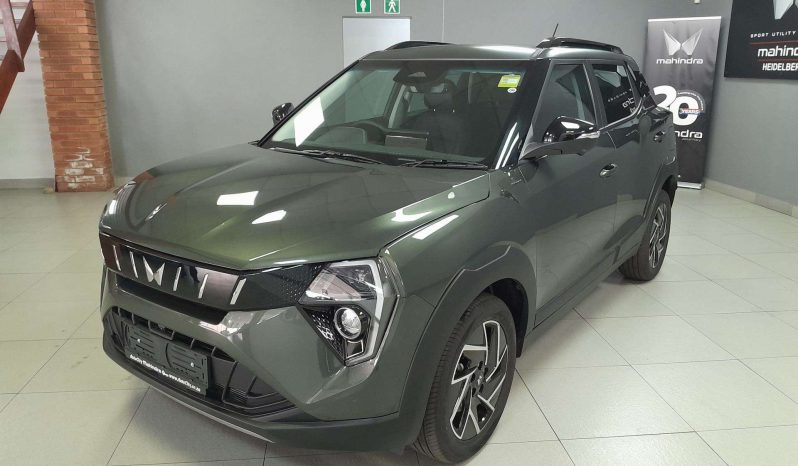 
								Mahindra XUV 3XO 1.2T AX7L AT full									