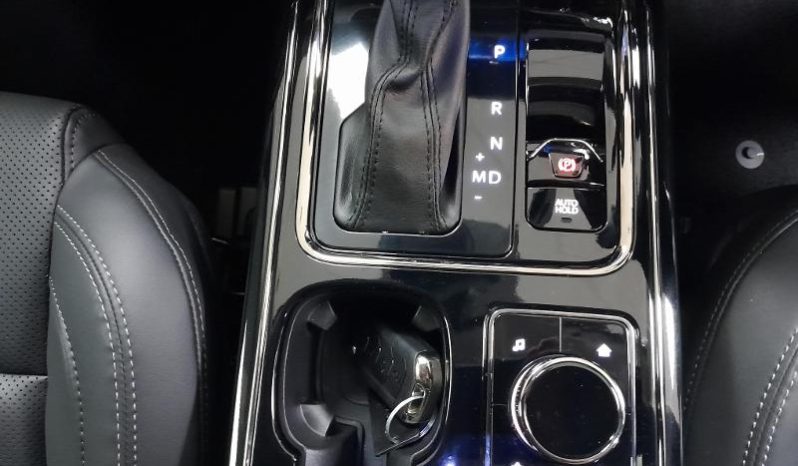 
								Mahindra Xuv 700 Ax7 full									