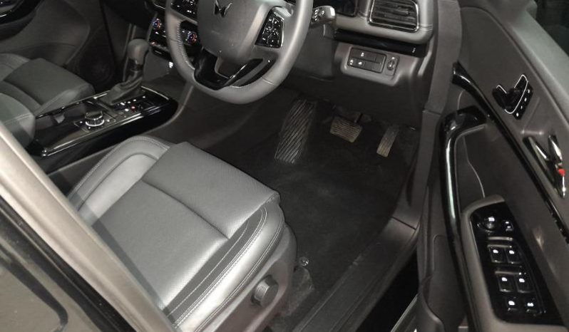 
								Mahindra Xuv 700 Ax7 full									